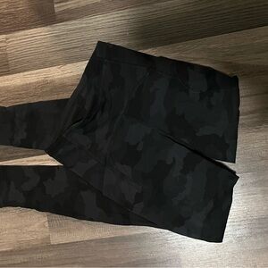 Black camo lululemon leggings.